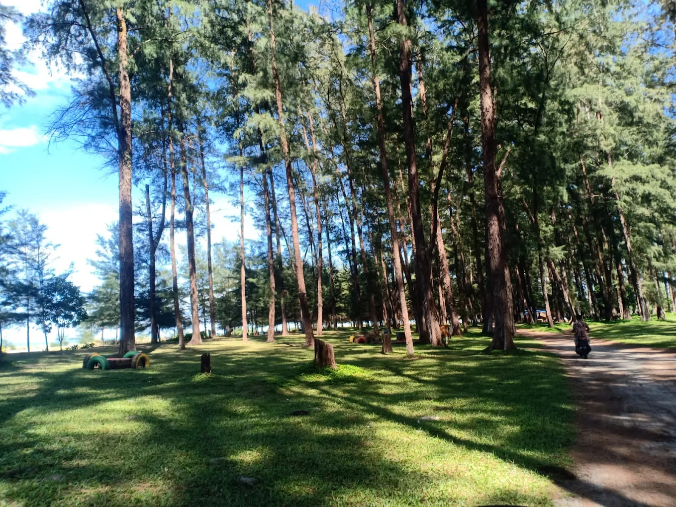Taman Wisata Pantai Batu Kumbang