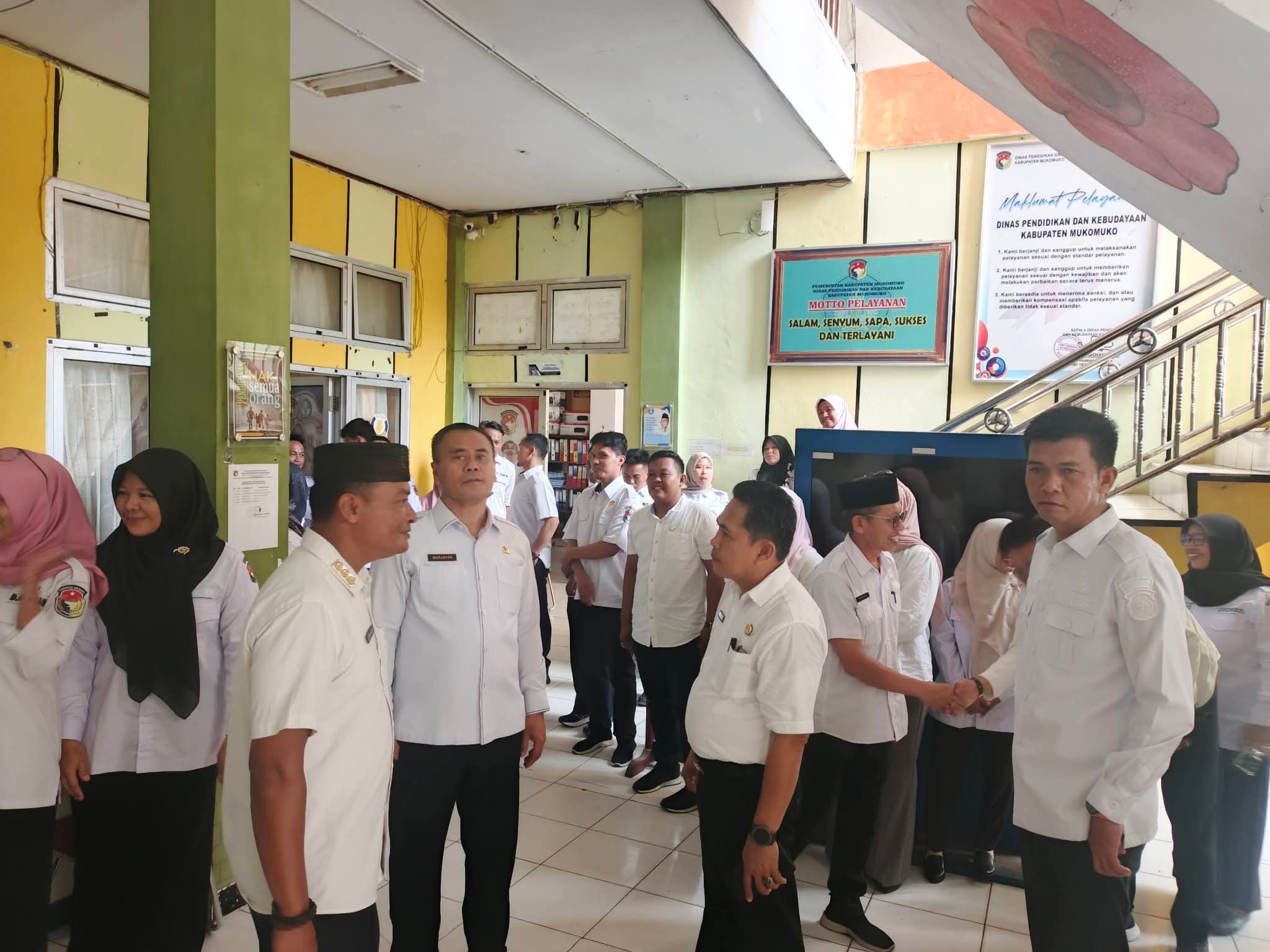 Pastikan Pelayanan Publik Berjalan Optimal Pasca Lebaran,Wakil Bupati Mukomuko Pimpin Sidak Hari Pertama Kerja