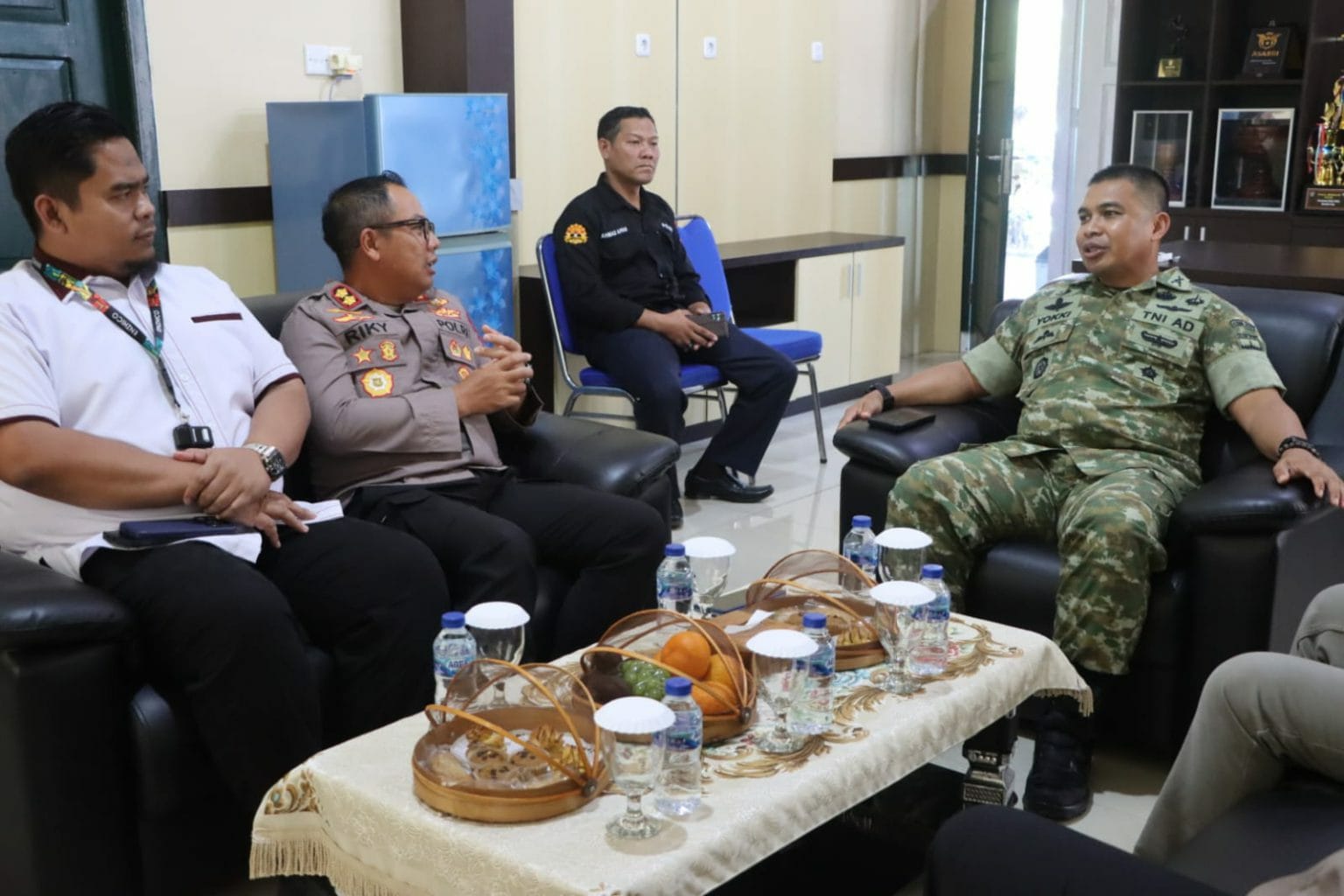 Perkuat Sinergitas, Kapolres Mukomuko Silaturahmi Dengan Kajari dan Dandim 0428 Mukomuko
