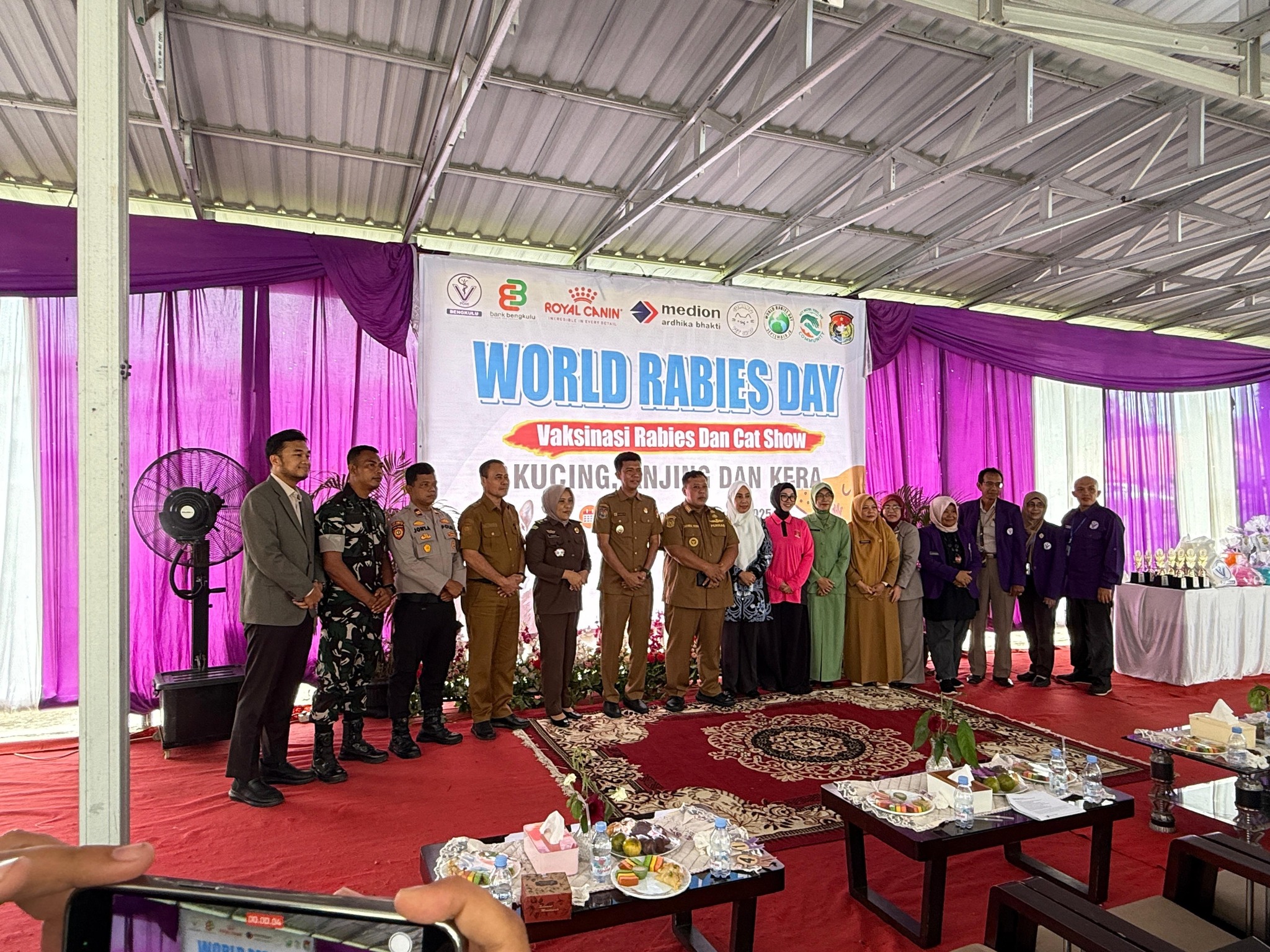 Simbolis, Bupati Mukomuko Buka Kegiatan Vaksinasi Rabies Gratis 