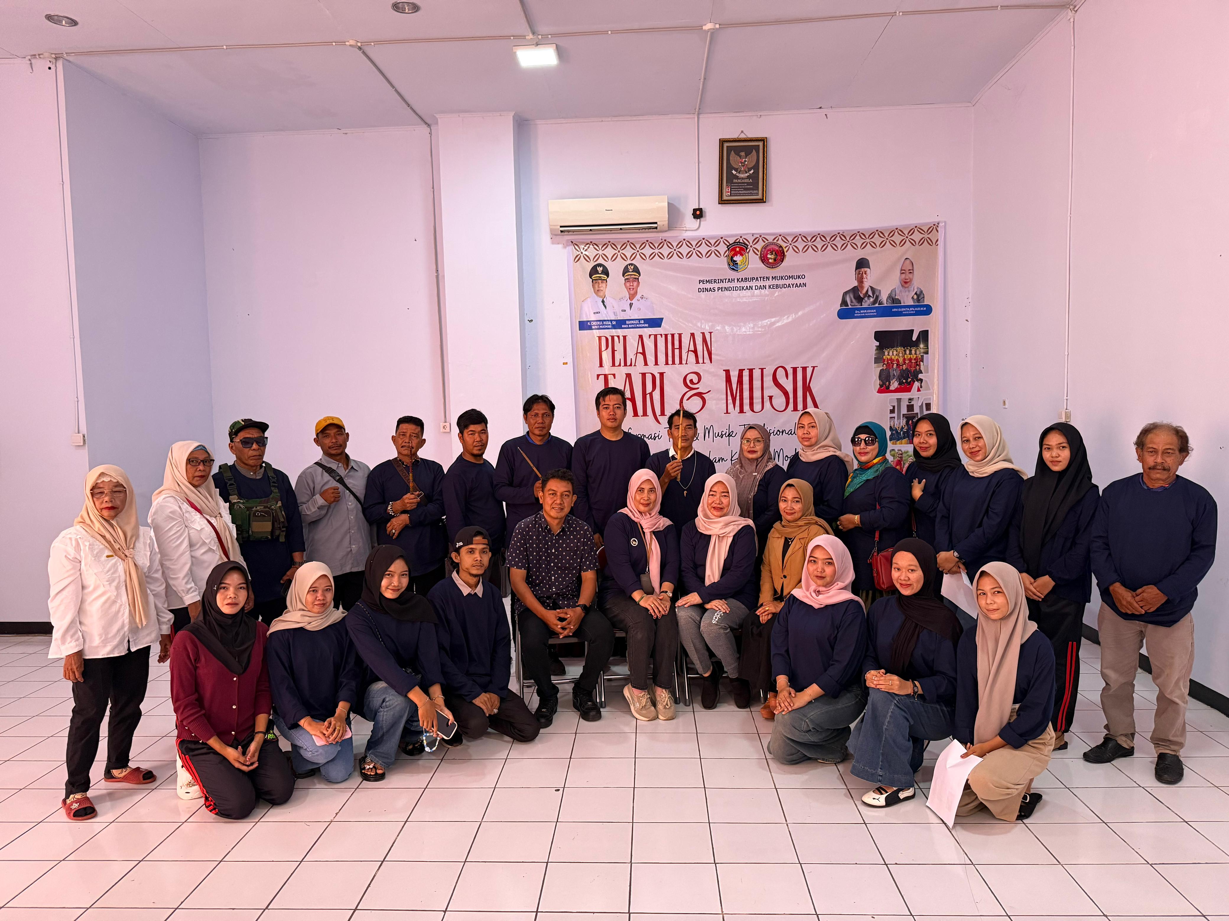 Pemkab Mukomuko Gelar Pelatihan Tari dan Musik ke Puluhan Sanggar 