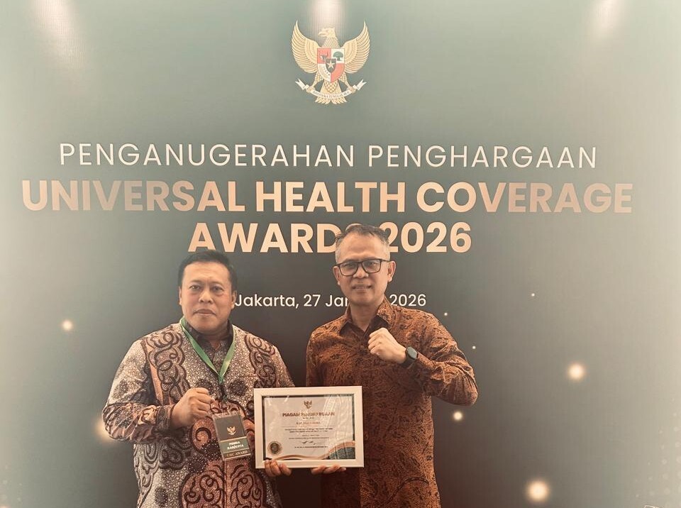 Kabupaten Mukomuko Raih Penghargaan UHC, Warga Berobat Cukup Pakai KTP